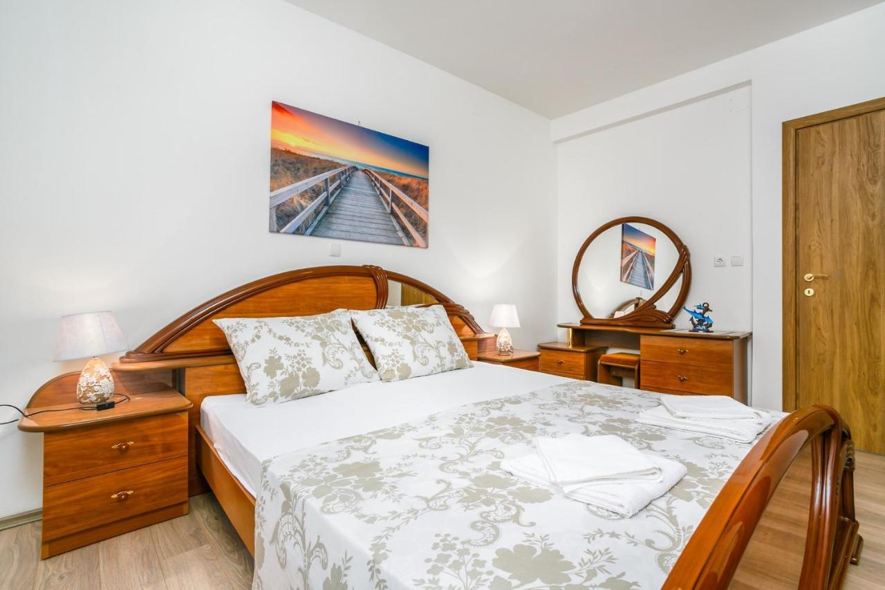 Apartments In Cizici/Insel Krk 31083 Экстерьер фото
