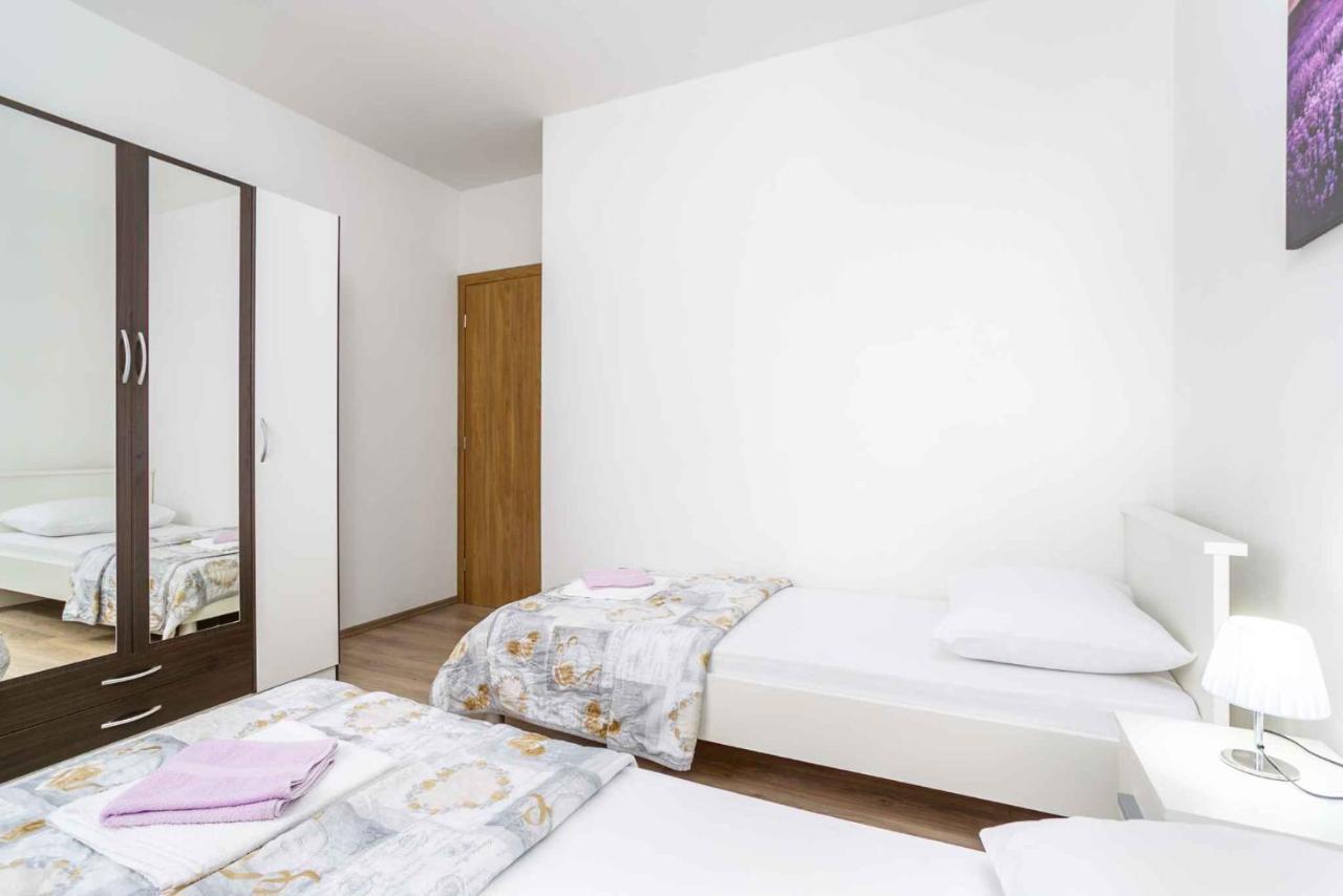 Apartments In Cizici/Insel Krk 31083 Экстерьер фото