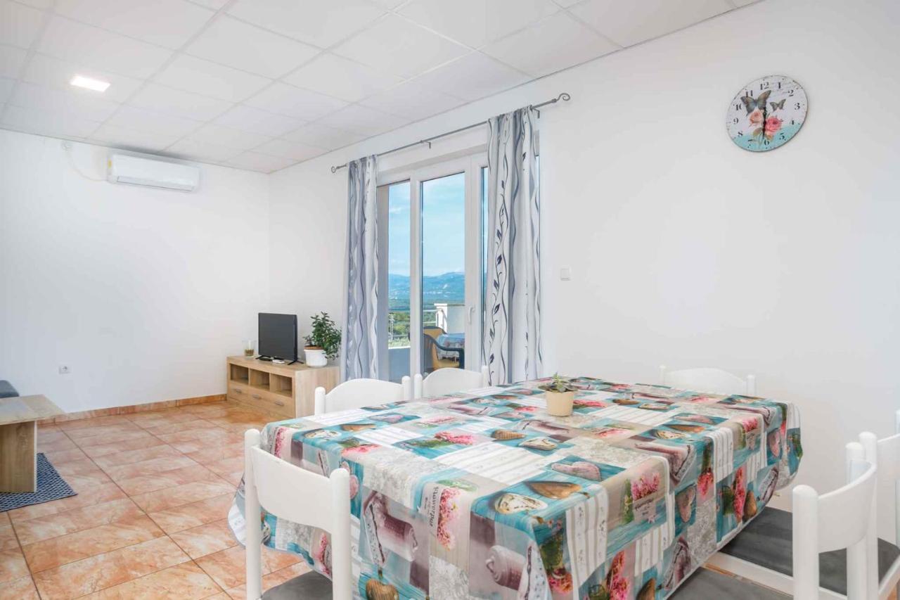 Apartments In Cizici/Insel Krk 31083 Экстерьер фото