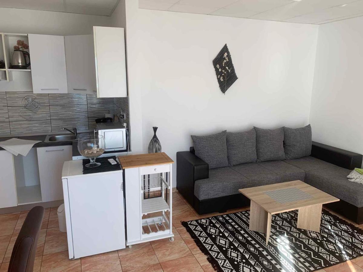 Apartments In Cizici/Insel Krk 31083 Экстерьер фото