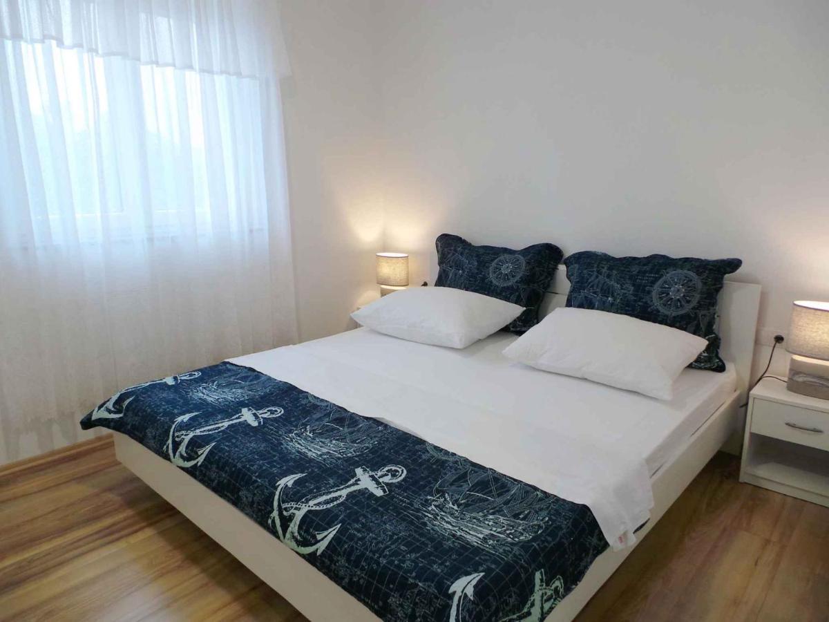 Apartments In Cizici/Insel Krk 31083 Экстерьер фото